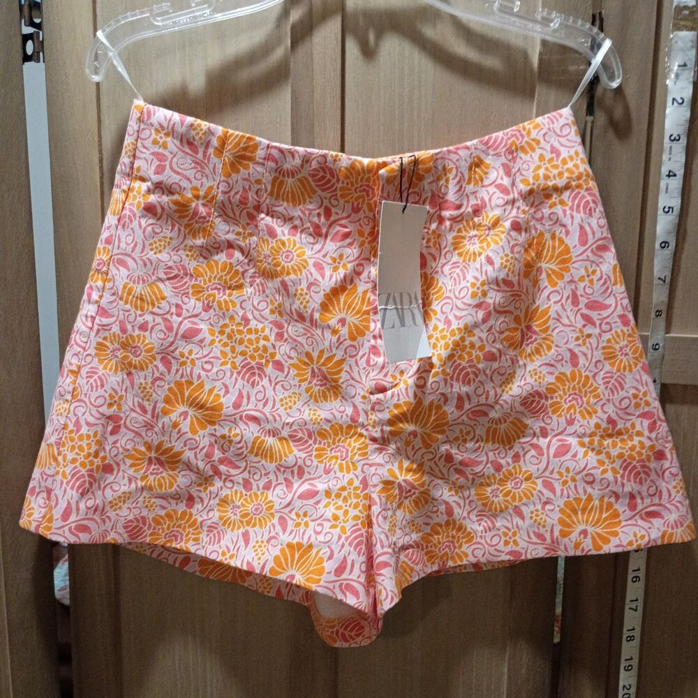 NWT Zara small shorts